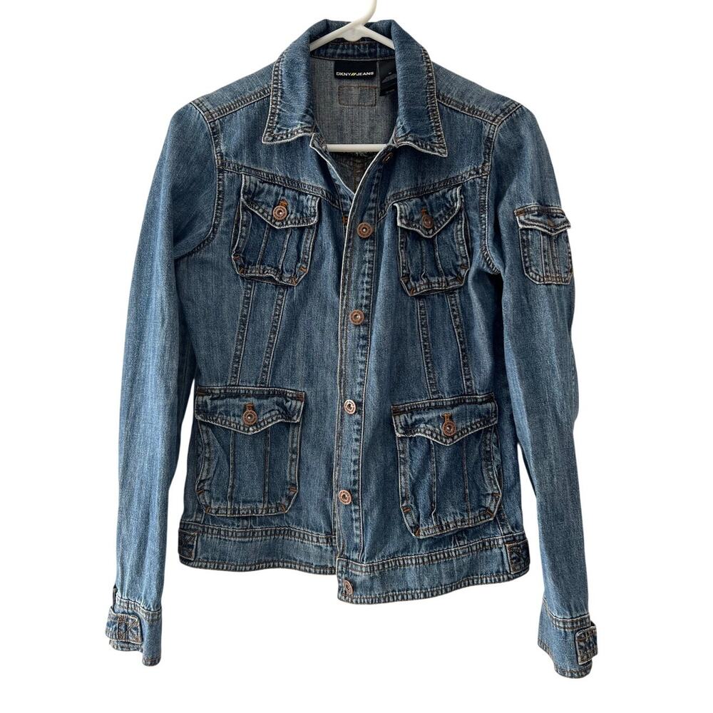 DKNY Jeans Jacket Shirt Women’s Blue Denim Button Up Jacket Size Medium Biker